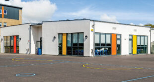 2 3 1 Net Zero Classroom block by TG Escapes extends facilities at the Samuel Ryder Academy