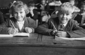 Drawing Comp North Yorkshire Moors Railway announces children's drawing competition to honour Railway in Wartime