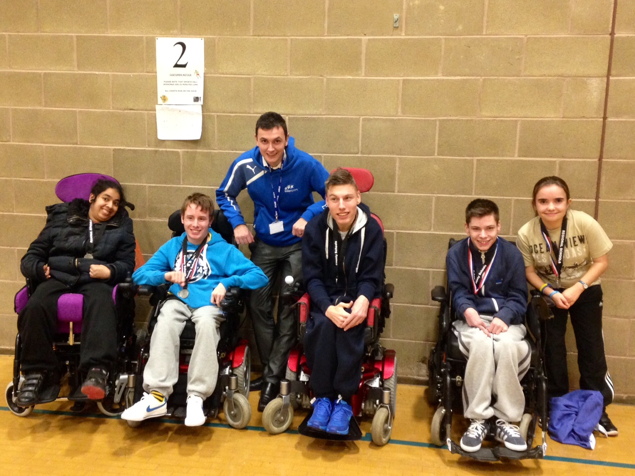 GB Paralympic gold medallist presents awards to students GB Paralympic gold medallist presents awards to students