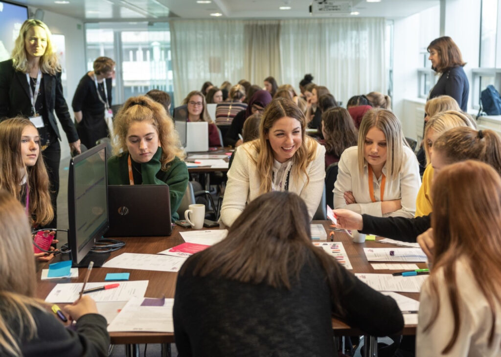 gfa1 Schoolgirls in line to be crowned the country’s most promising new business brains