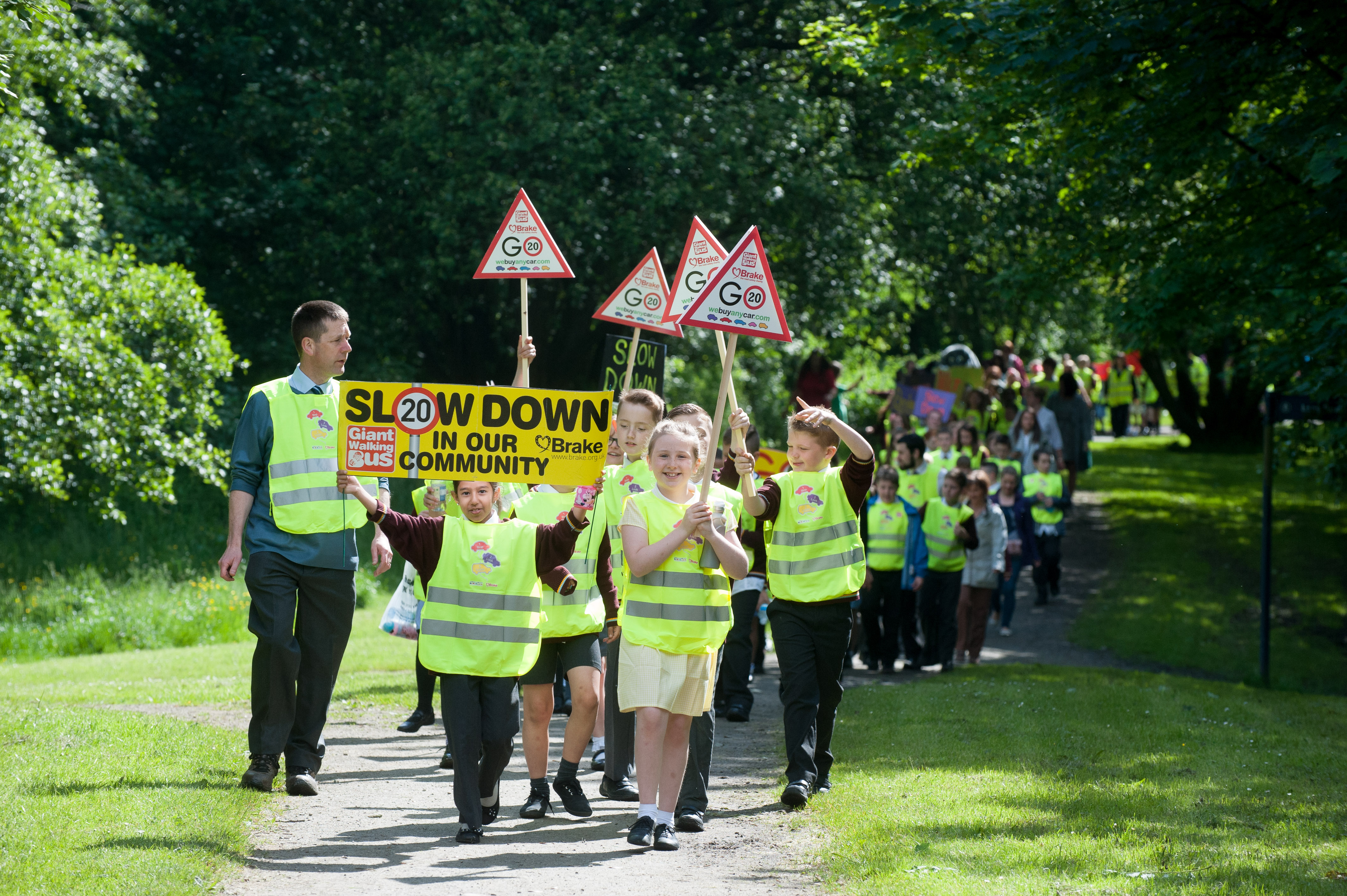 GiantWalkingBus 3 Kids get active: thousands march for safer streets