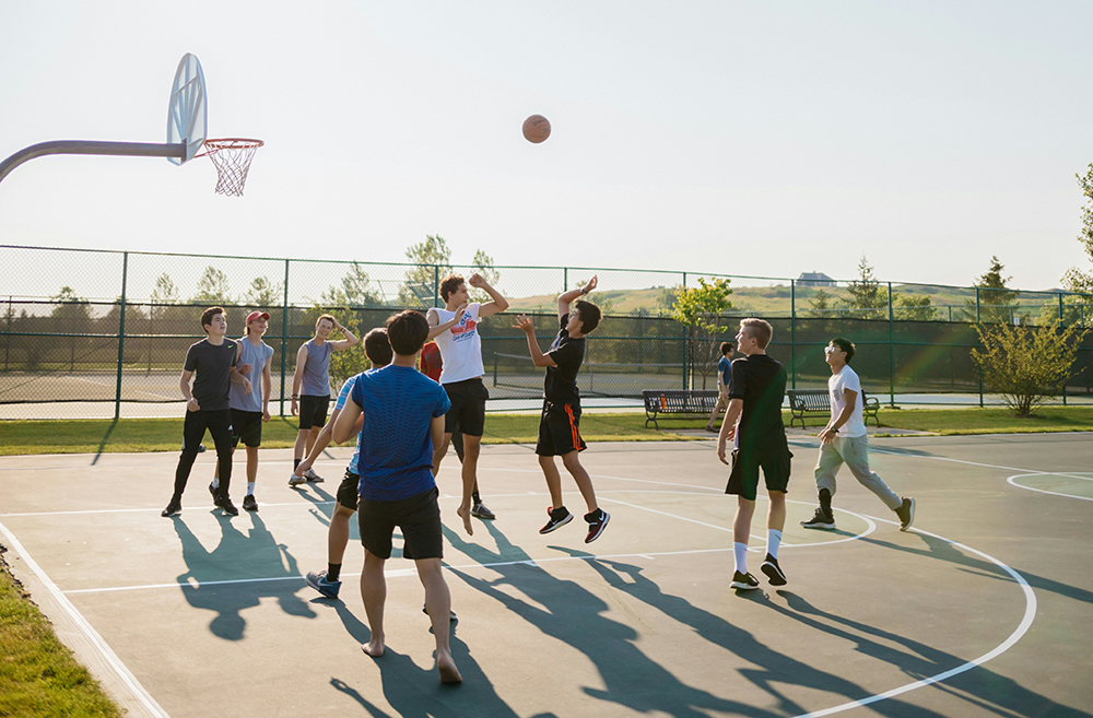 steven abraham RmzmXWuB5EQ unsplash How To Combine Outdoor Play And Education: Top Tips And Ideas