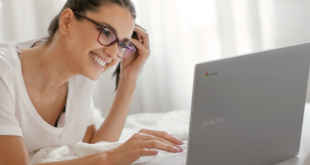 12121 The Samsung Chromebook 4 | 4+